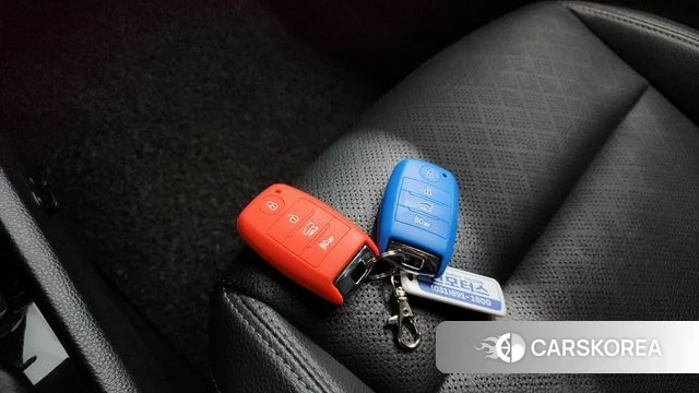 Kia Stonic 2019 Белый из Кореи, фото 6