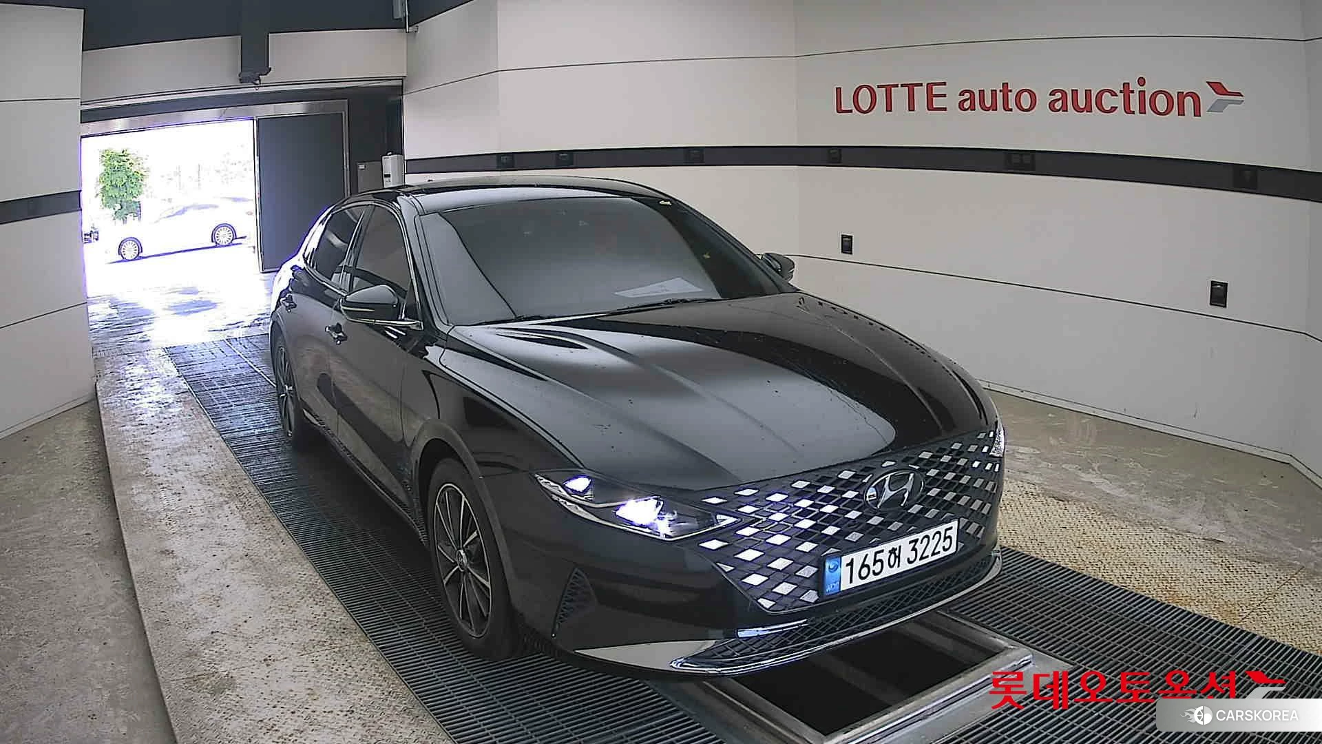 Hyundai Grandeur 2022 Midnight Black Pearl из Кореи, фото 6