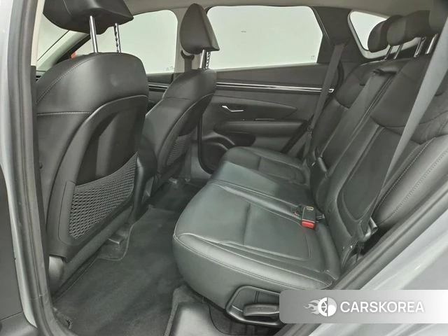 Hyundai Tucson (NX4) 2021 Серебристо-серый из Кореи, фото 6