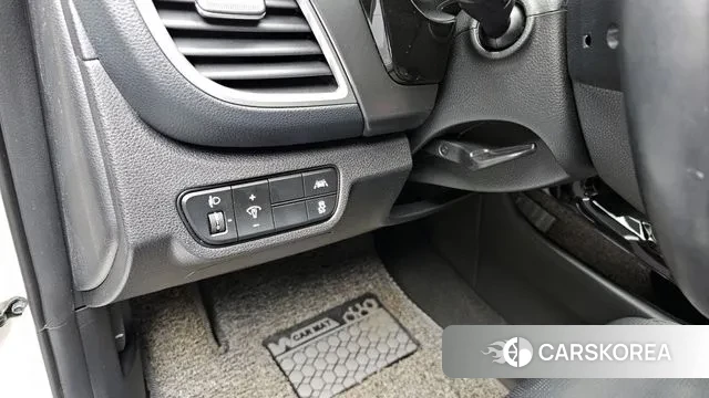 Kia Seltos 2022 Белый из Кореи, фото 6