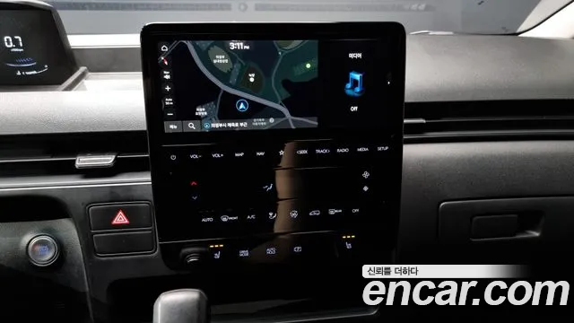 Hyundai Staria 2022 Белый из Кореи, фото 6