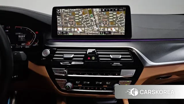 BMW 5 Series (G30) 2021 Черный из Кореи, фото 6