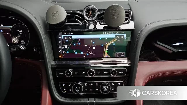 Bentley Bentayga 2022 Белый из Кореи, фото 6