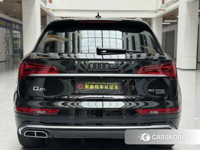Audi Q5L 2022 Черный из Китая, фото 6