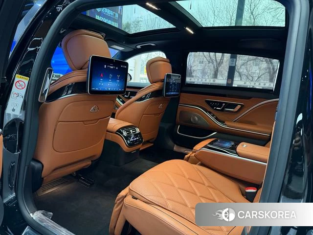 Mercedes-Benz Maybach S-class 2024 Черный из Китая, фото 6