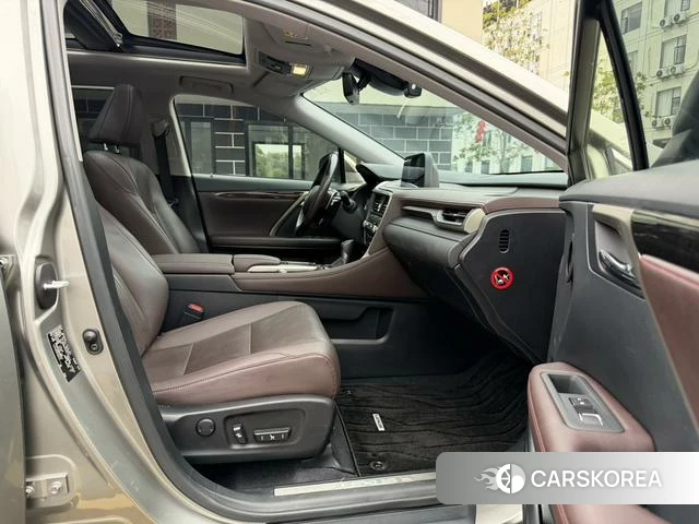 Lexus RX 2021 Шампань из Китая, фото 6
