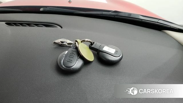 Mini Cooper 2021 Красный из Кореи, фото 6