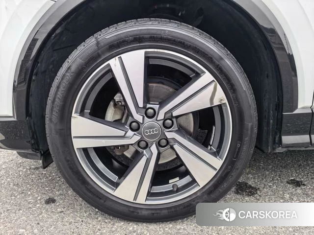 Audi Q2L 2021 Белый из Китая, фото 6