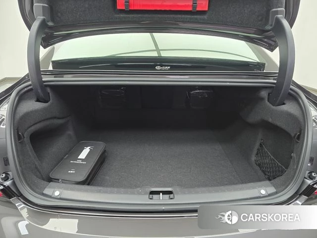 Volvo S90 2024 Серый из Кореи, фото 6