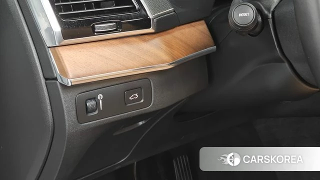 Volvo XC90 second Generation 2018 Белый из Кореи, фото 6