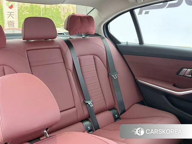 BMW 3 series 2021 Черный из Китая, фото 6
