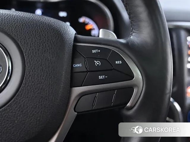 Jeep Grand Cherokee 2018 Серебристо-серый из Кореи, фото 6