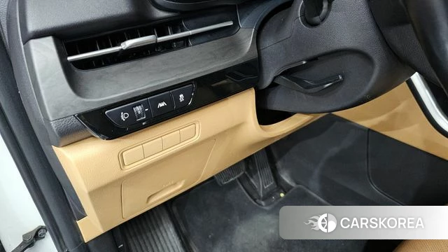 Kia Carnival 4th generation id 3813011 из Кореи 6