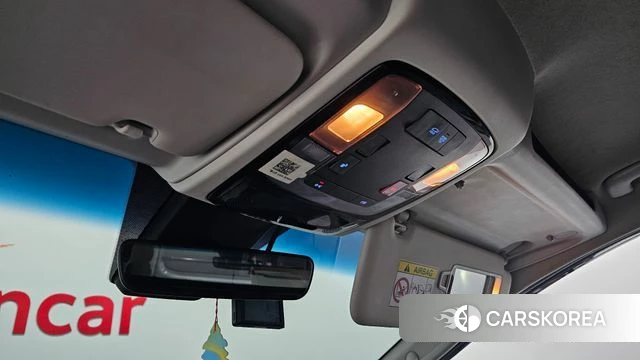 Hyundai Staria 2023 Белый из Кореи, фото 6