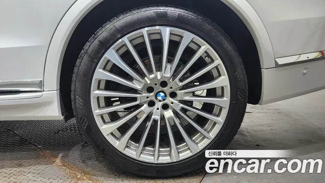 BMW X7 (G07) 2020 Белый из Кореи, фото 6
