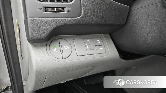 Hyundai The New Grand Starex 2019 Серебряный из Кореи, фото 6