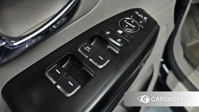 Kia The New Carnival 2018 Черный из Кореи, фото 6
