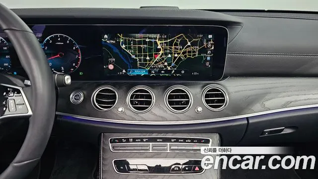 Mercedes-Benz E-Class W213 2023 Белый из Кореи, фото 6