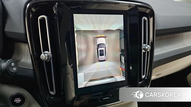 Volvo XC40 2023 Белый из Кореи, фото 6