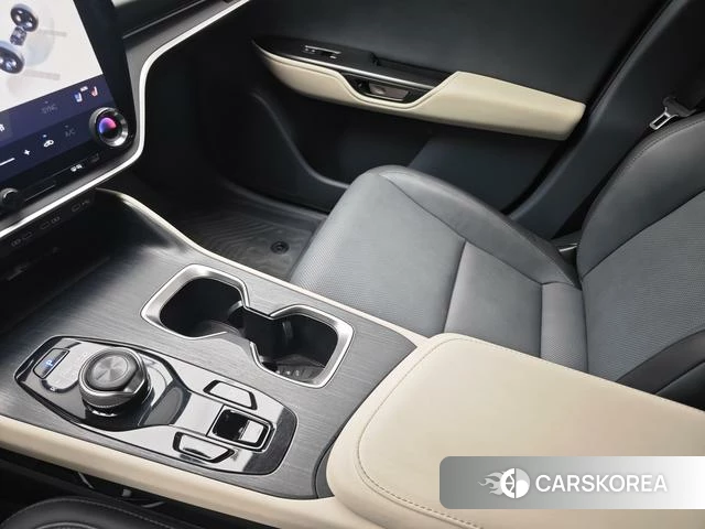 Lexus RZ 2023 Серебристо-серый из Китая, фото 6