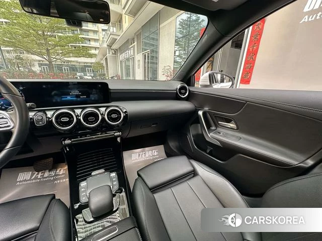 Mercedes-Benz Class A 2021 Белый из Китая, фото 6