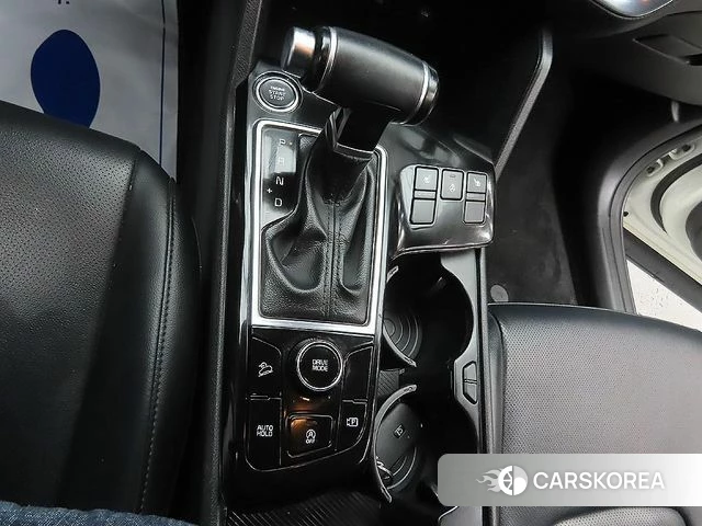 Kia Sportage 5th Generation 2022 Белый из Кореи, фото 6