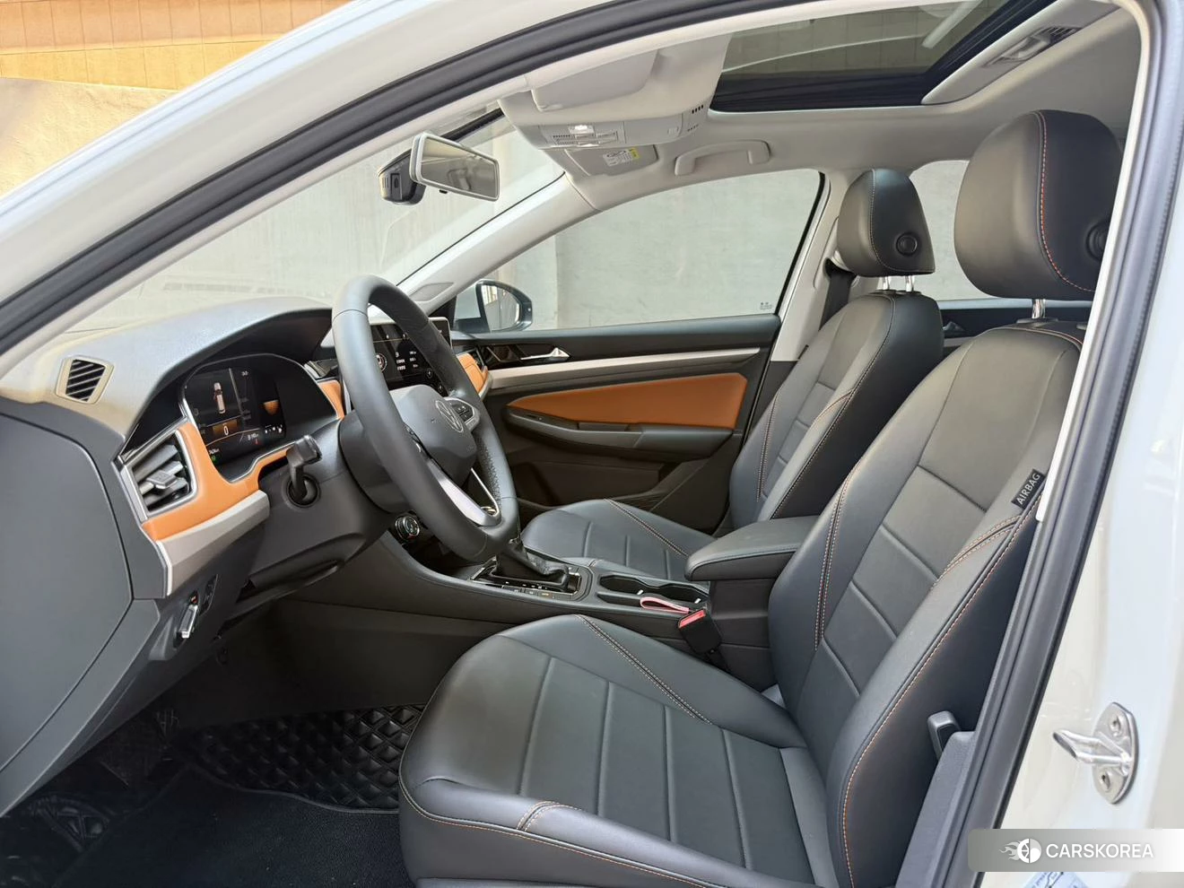 Volkswagen Bora 2022 Белый из Китая, фото 6