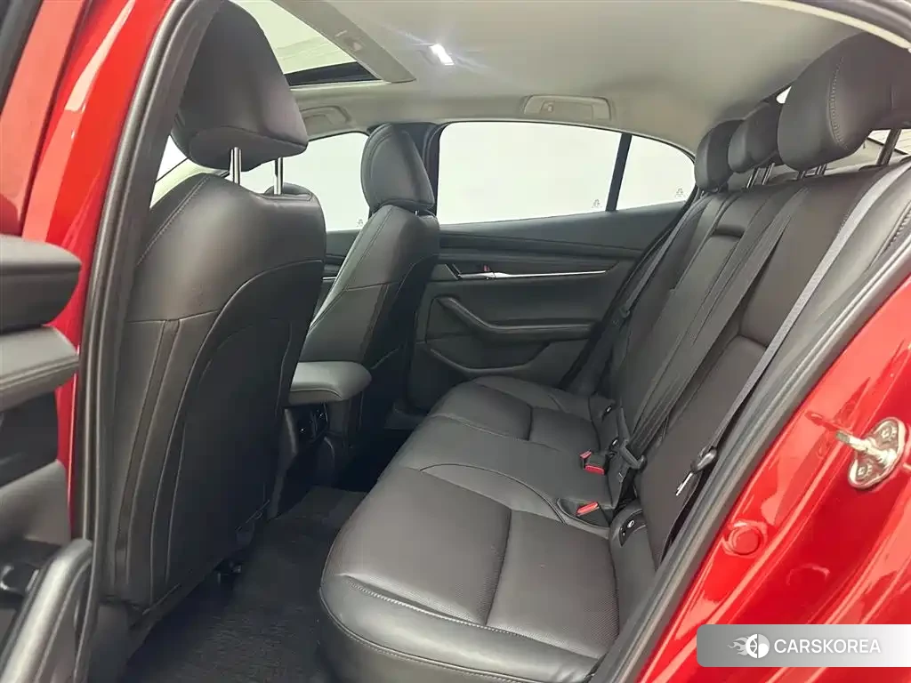 Mazda 3 2021 Red/purple из Китая, фото 6