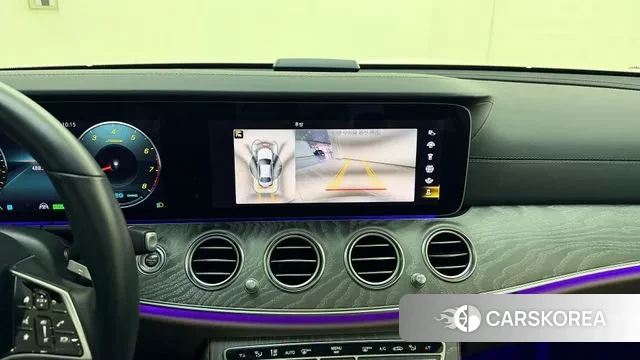 Mercedes-Benz E-Class W213 2022 Белый из Кореи, фото 6