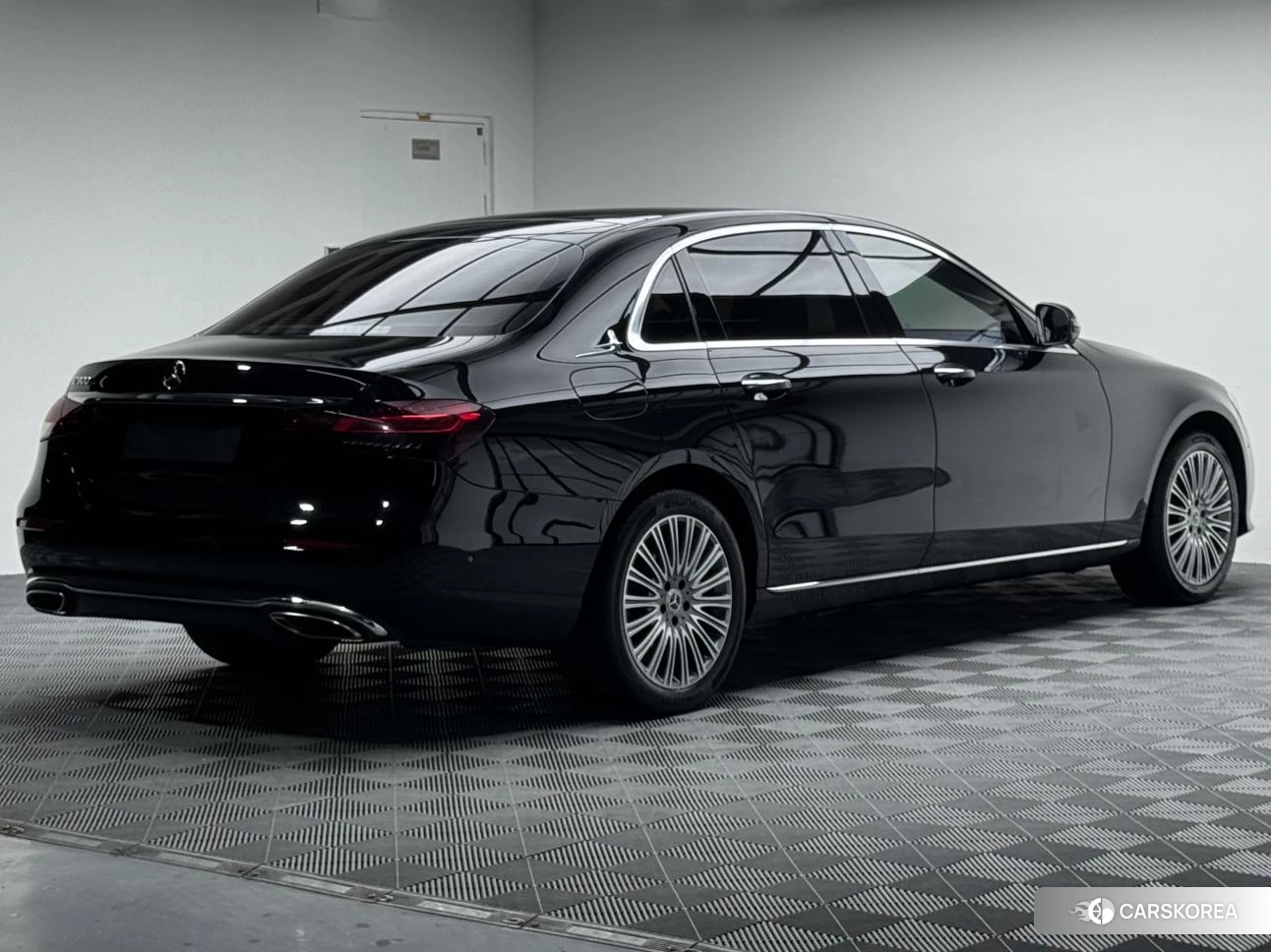 Mercedes-Benz E-class 2021 Черный из Китая, фото 6