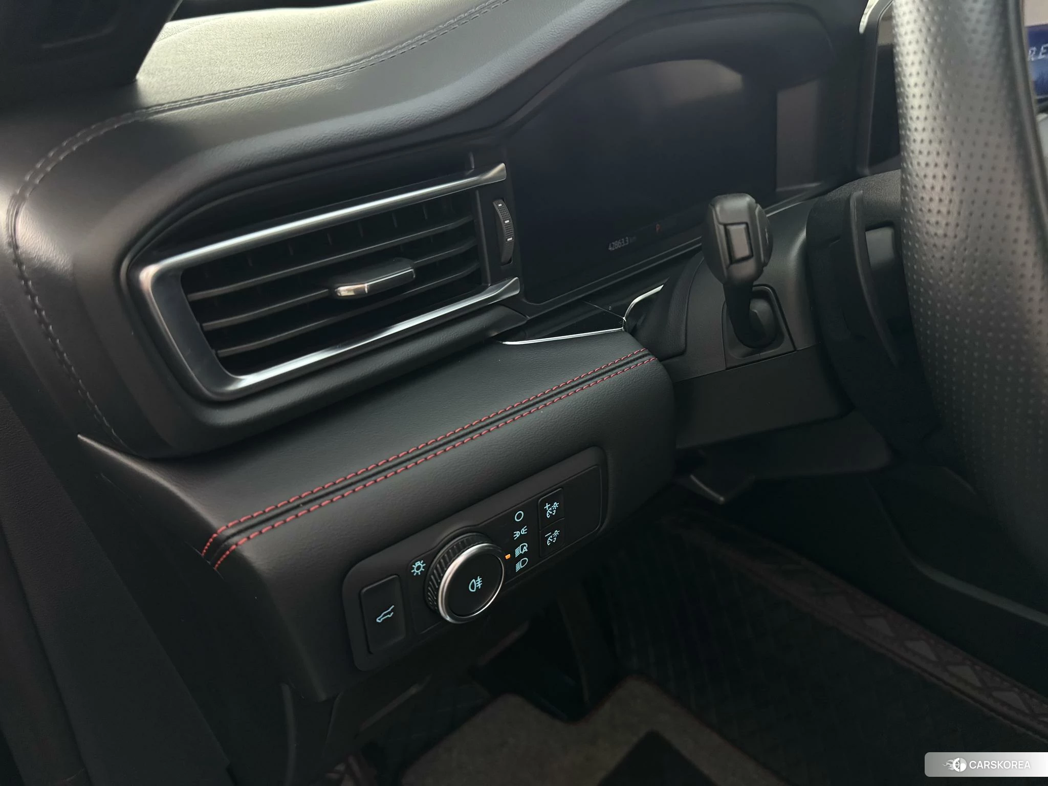 Ford Explorer 2022 Черный из Китая, фото 6