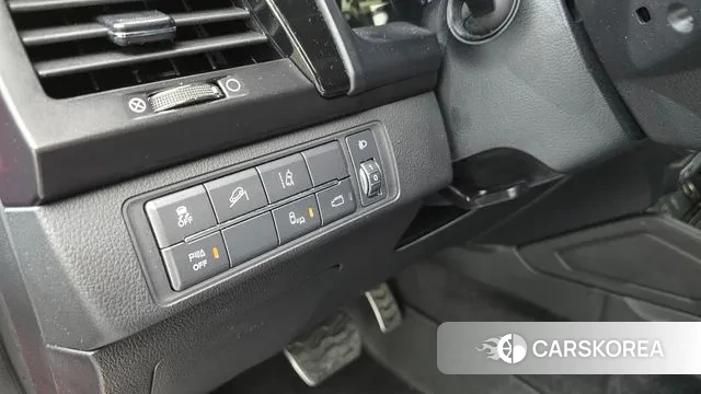 Ssangyong Rexton Sports Cannes 2019 Красный из Кореи, фото 6