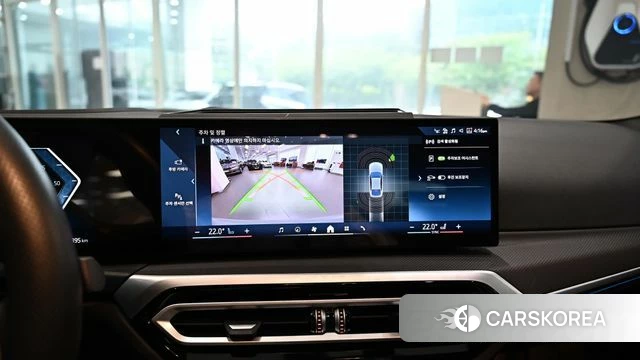 BMW i4 2024 Небесно-голубой из Кореи, фото 6
