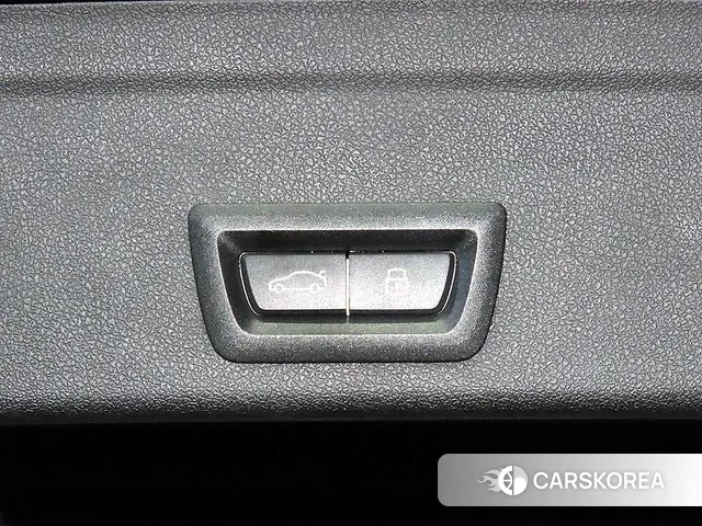 BMW X6 (G06) 2025 Черный из Кореи, фото 6