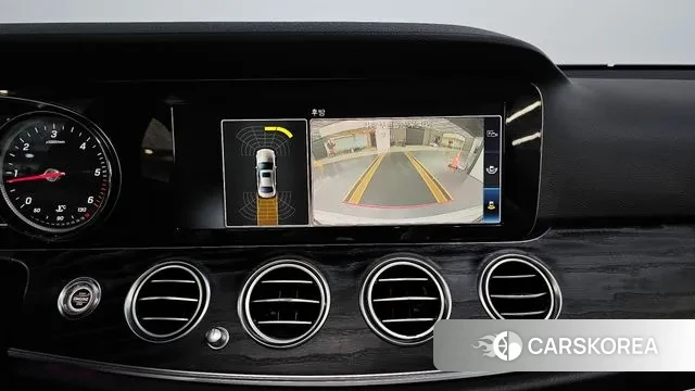 Mercedes-Benz E-Class W213 2018 Белый из Кореи, фото 6