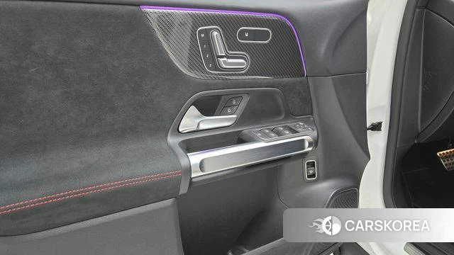 Mercedes-Benz GLB-Class X247 2025 Белый из Кореи, фото 6