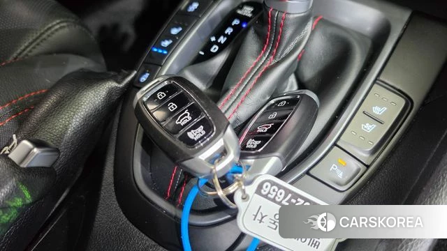 Hyundai Veloster (JS) 2018 Серебристо-серый из Кореи, фото 6