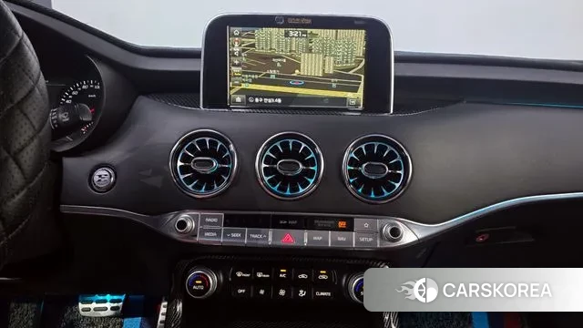 Kia Stinger 2018 Серебристо-серый из Кореи, фото 6