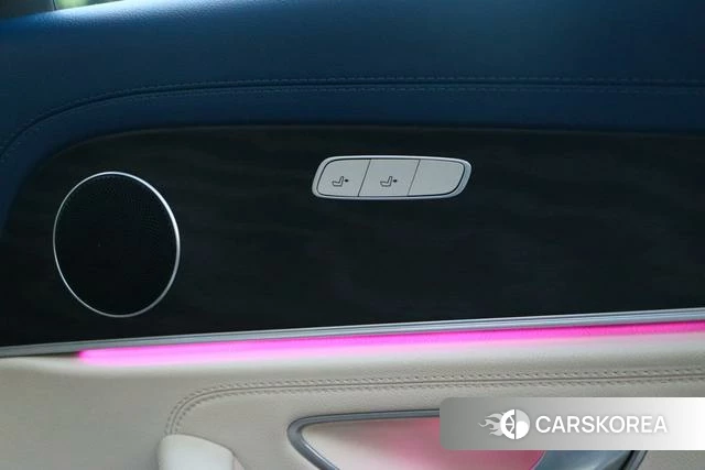 Mercedes-Benz E-class PHEV 2023 Черный из Китая, фото 6