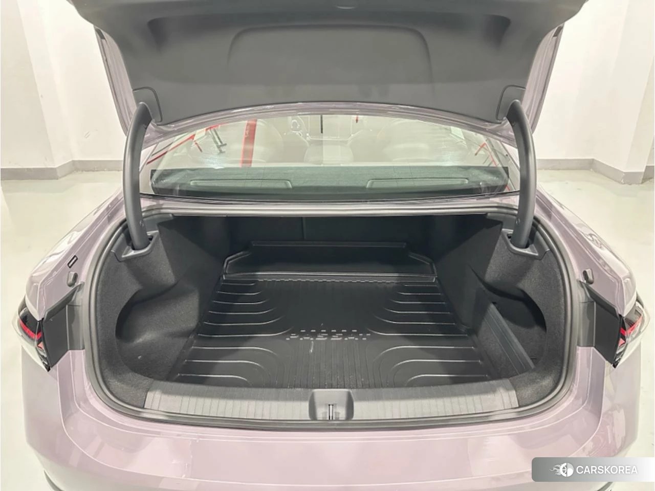 Volkswagen Passat 2024 Темно-серый из Китая, фото 6