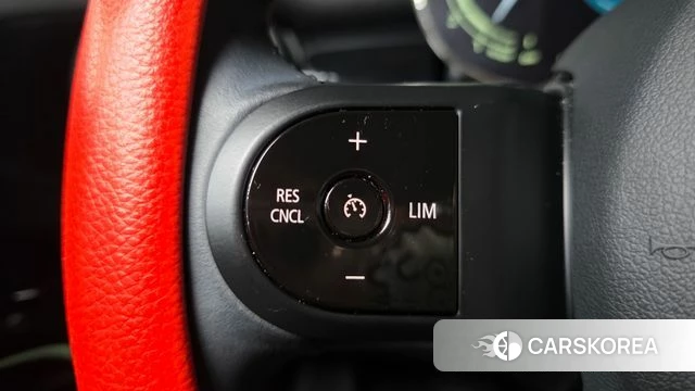 Mini Cooper 2023 Красный из Кореи, фото 6