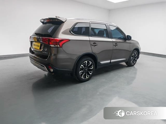 Mitsubishi  Outlander 2020 Другой из Китая, фото 6