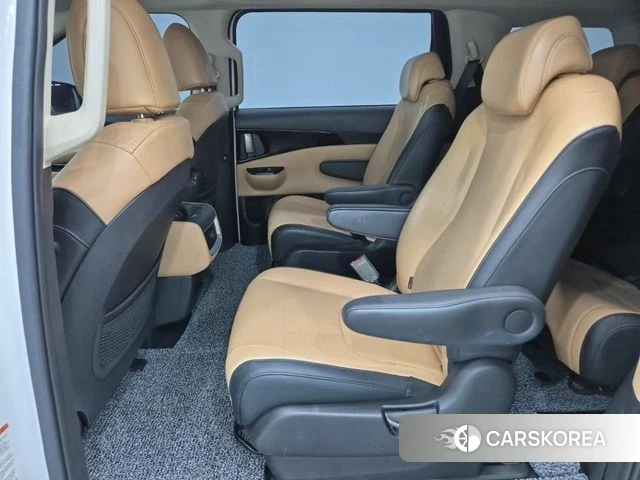 Kia Carnival 4th generation 2023 Белый из Кореи, фото 6