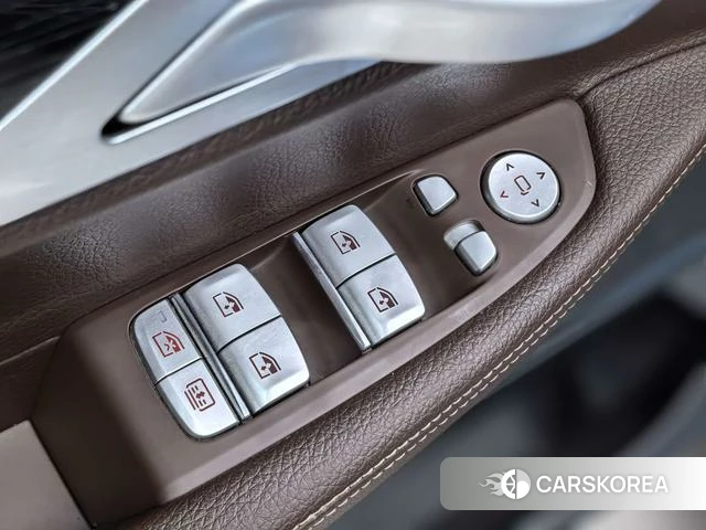 BMW 7 series 2018 Черный из Китая, фото 6