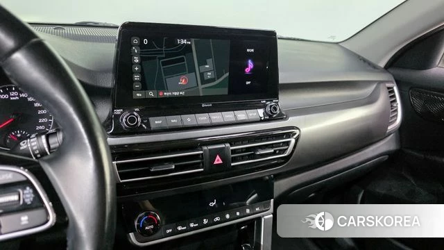 Kia Seltos 2021 Белый из Кореи, фото 6