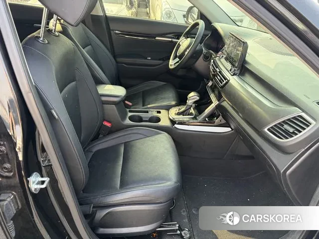 Kia Seltos 2022 Черный из Кореи, фото 6