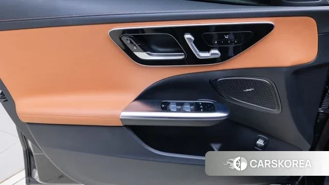 Mercedes-Benz C-Class W206 2023 Черный из Кореи, фото 6