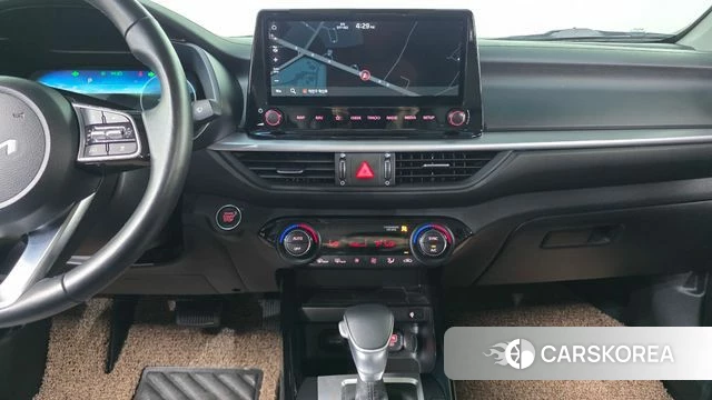 Kia The New K3 2nd generation 2022 Белый из Кореи, фото 6