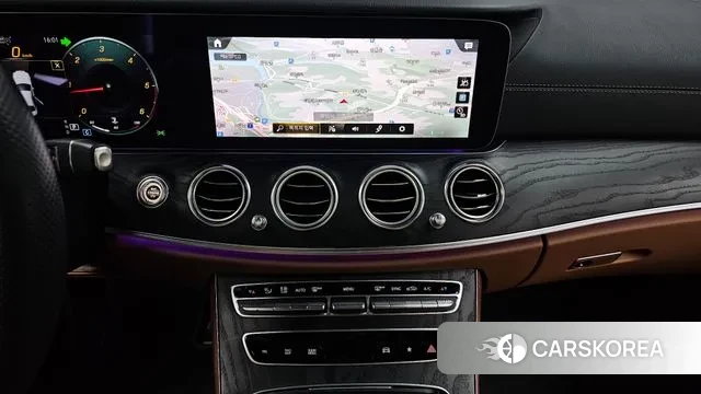 Mercedes-Benz E-Class W213 2021 Черный из Кореи, фото 6