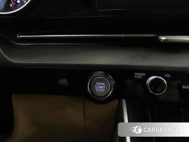 Kia Carnival 4th generation 2023 Белый из Кореи, фото 6